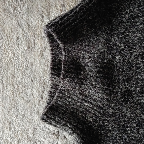 ❄️2 for 20! Kismet mock neck sweater - Picture 3 of 7
